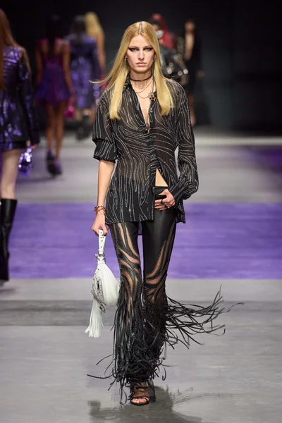 Look 42
